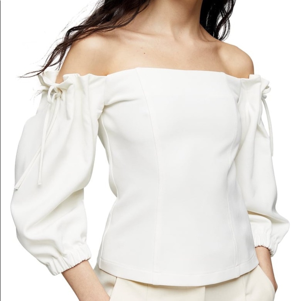 TOPSHOP Off-Shoulder Cream Bardot Blouse NWT - Size 8 US